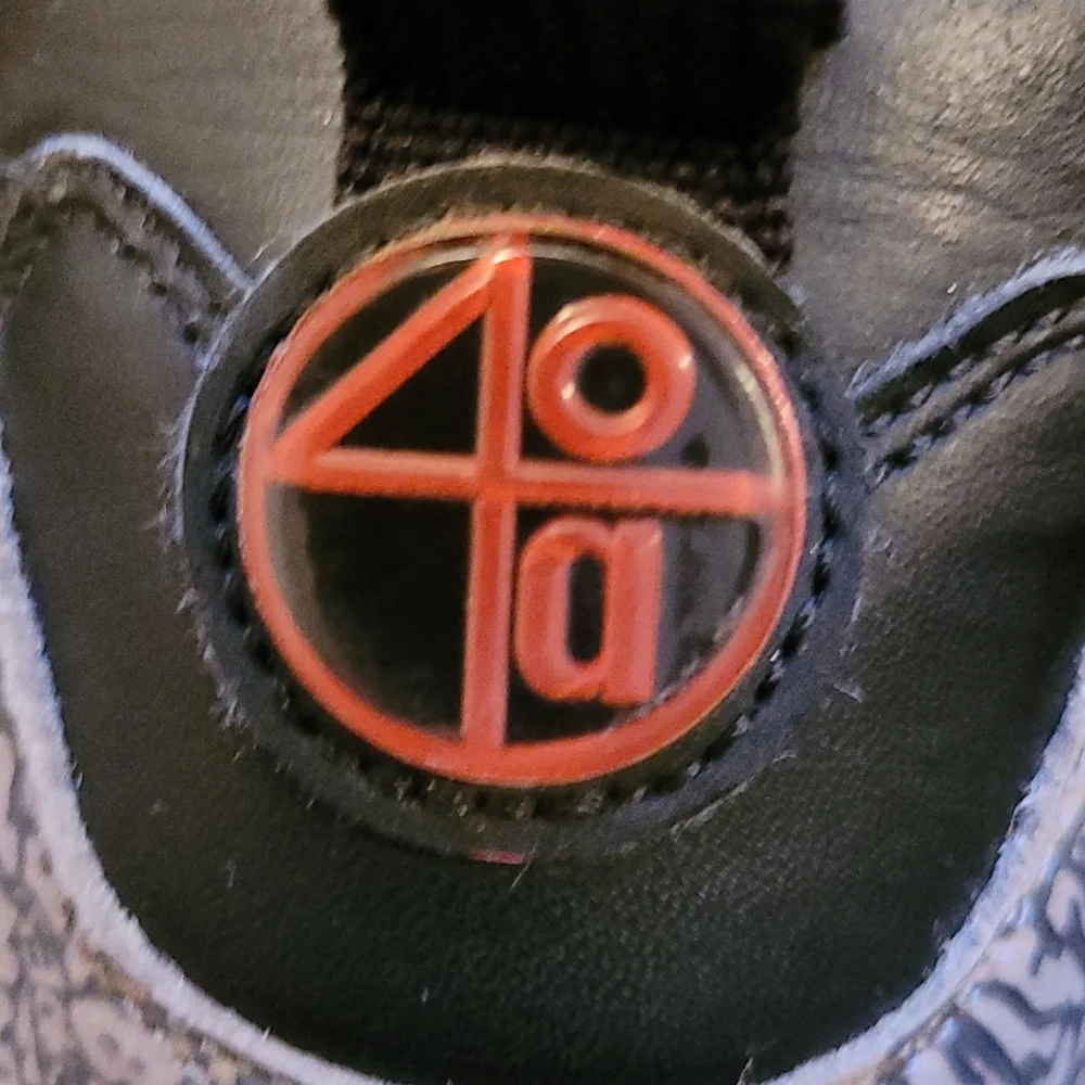 👟 Sneakers 👟 - Picture 6 of 11
